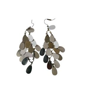 Elegant Silver White and Gold Dangle Earrings Retro‎ Y2K Glamour 90s Metallic